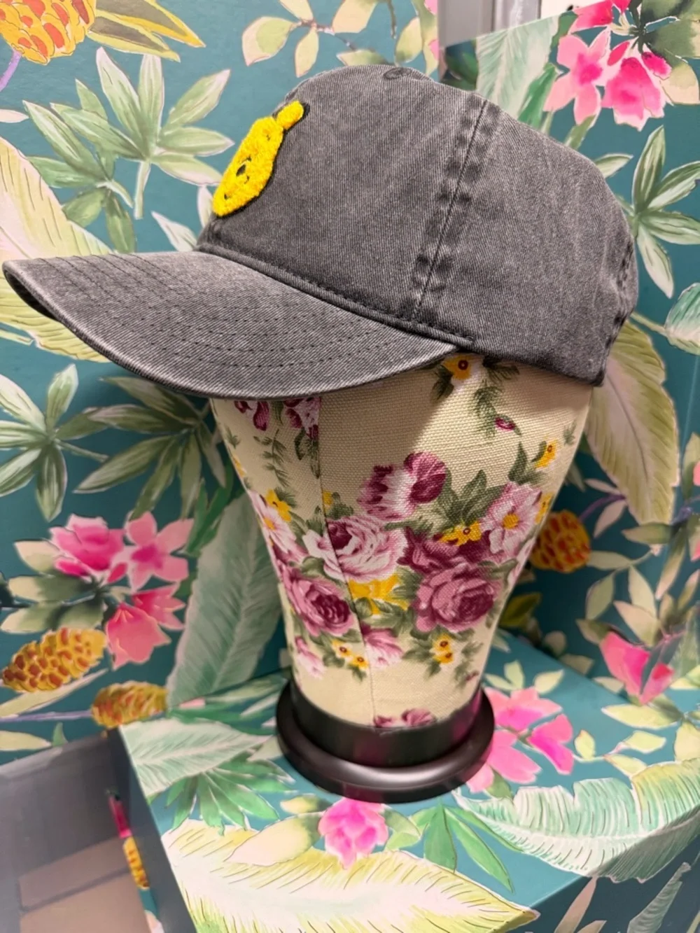 Disney Winnie the Pooh Baseball Cap Adult Size NWT